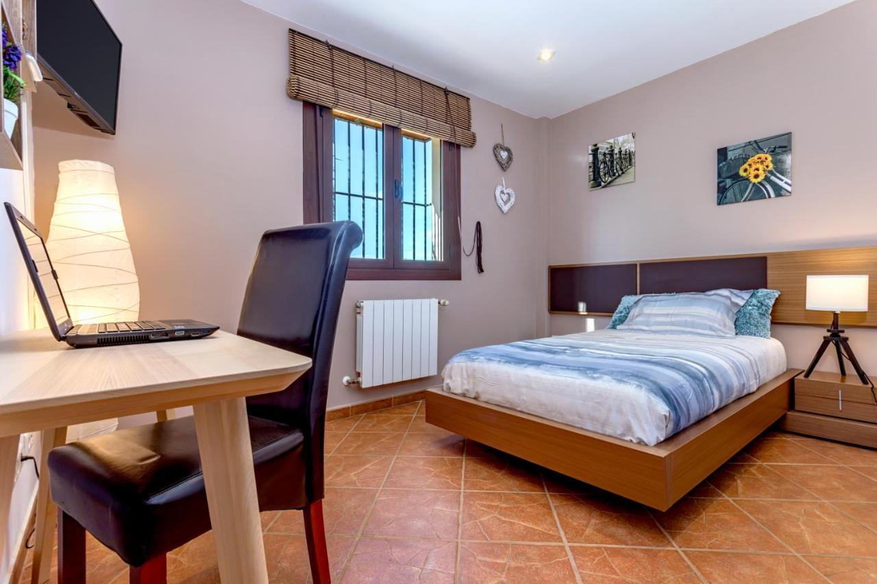 Holiday Home El Encinar Alcaucín Dış mekan fotoğraf
