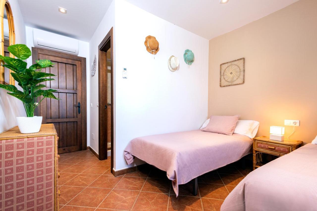 Holiday Home El Encinar Alcaucín Dış mekan fotoğraf